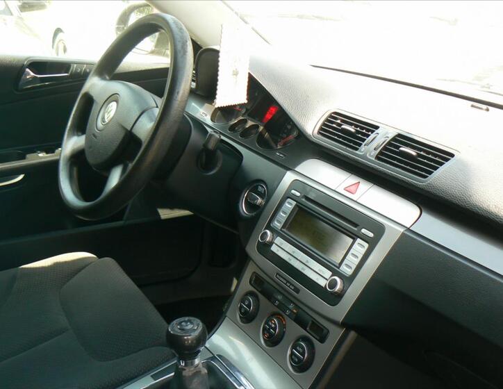 Volkswagen Passat 12