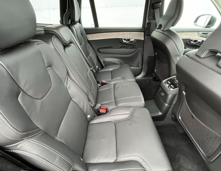 Volvo XC90 22