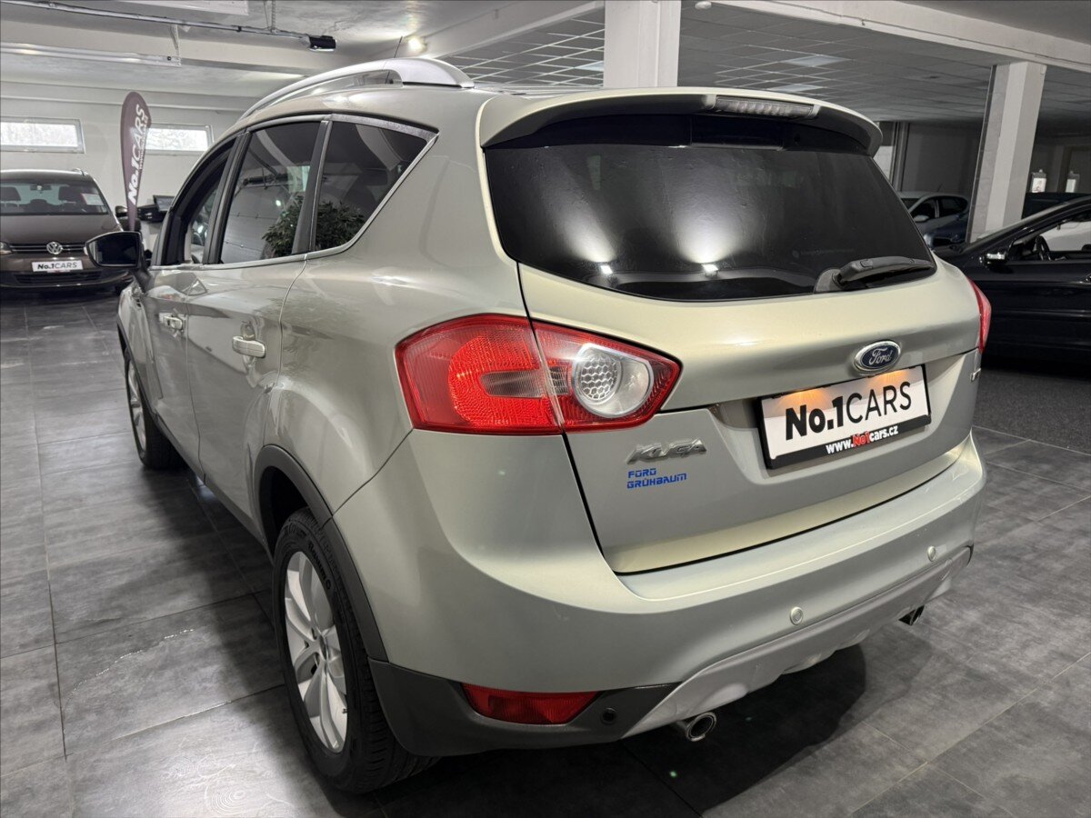 Ford Kuga SUV / Terénní 2,0 l 100 kw