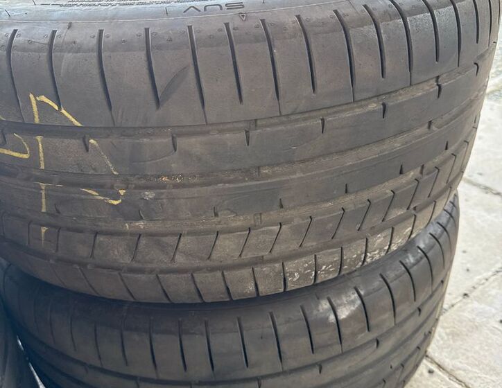 BMW X5 SUV 3,0 l 180 kw