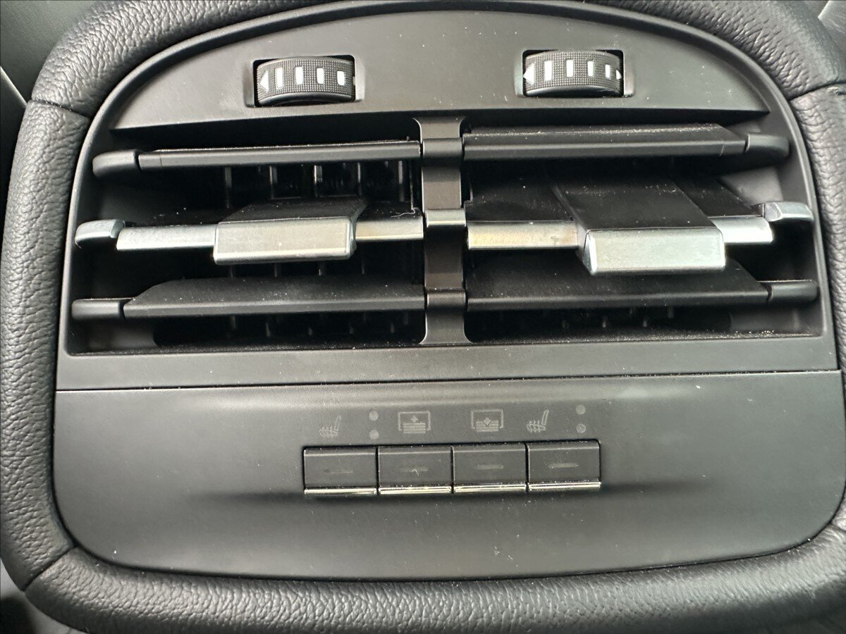 Maserati Ghibli Sedan 3,0 l 316 kw