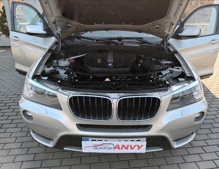 BMW X3 SUV / Terénní 2,0 l 135 kw