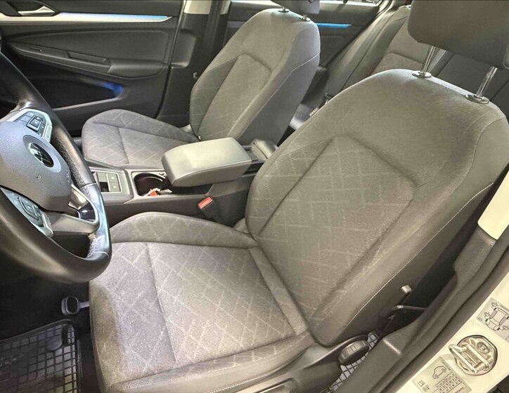 Volkswagen Golf Kombi 999,0 81 kw