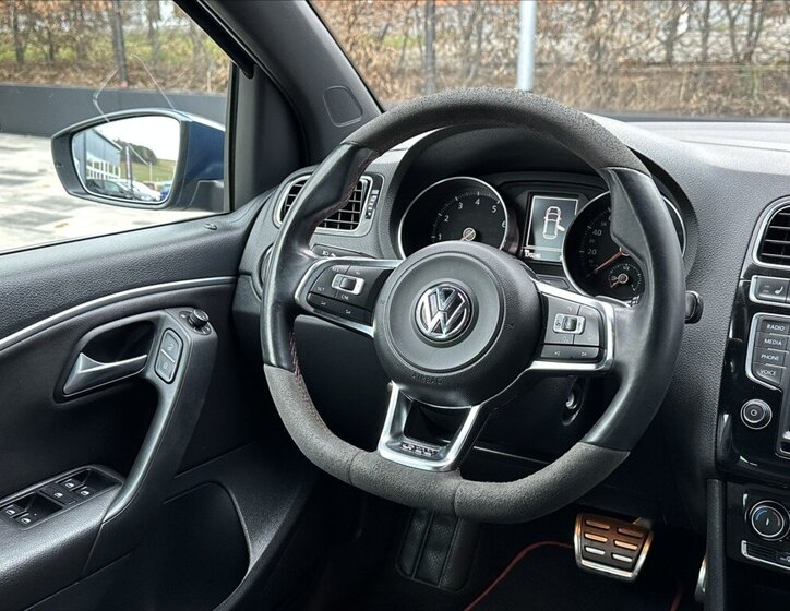 Volkswagen Polo Hatchback 1,8 l 141 kw