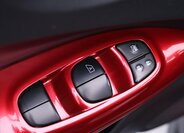 Nissan Juke SUV 1,6 l 140 kw