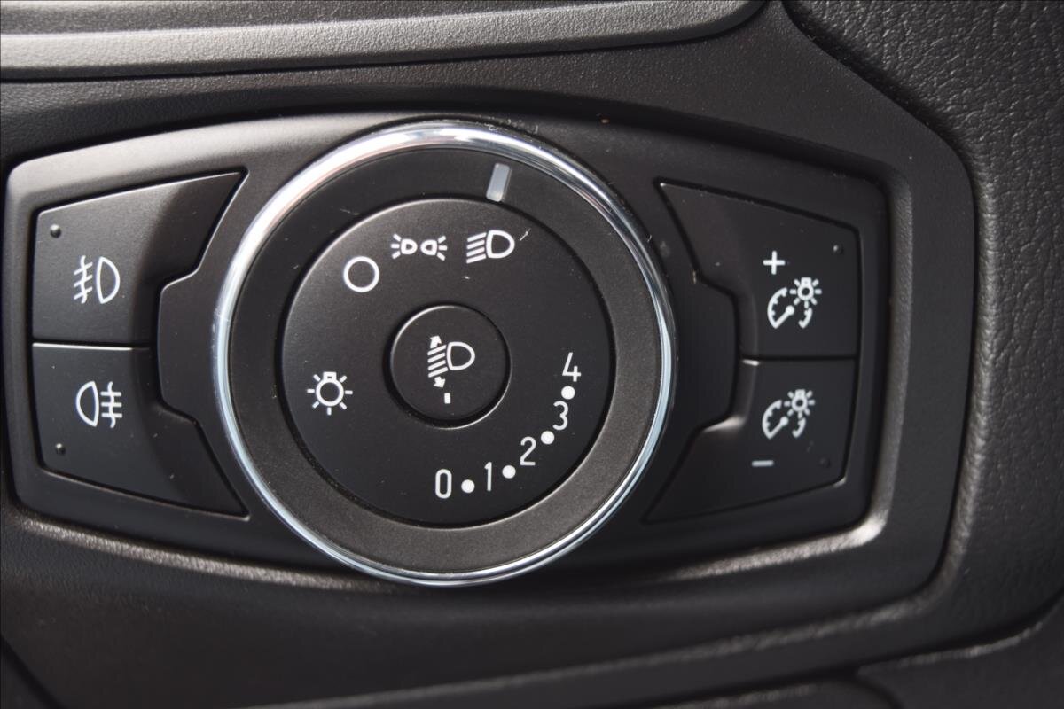 Ford Focus Kombi 998,0 92 kw