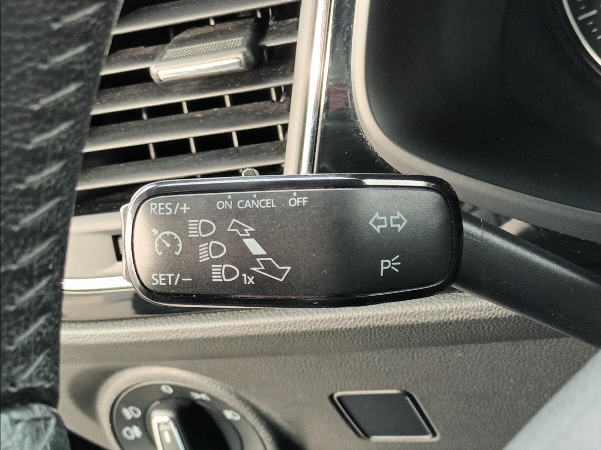 Seat Leon Hatchback 1,4 l 90 kw