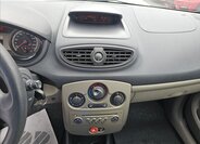 Renault Clio Kombi 1,1 l 55 kw