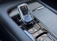 Volvo XC90 SUV / Terénní 2,0 l 173 kw