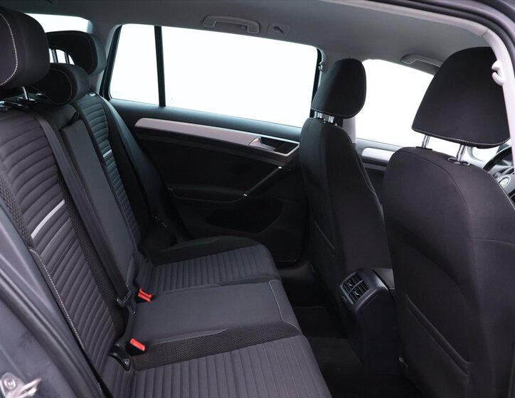 Volkswagen Golf Kombi 1,4 l 92 kw