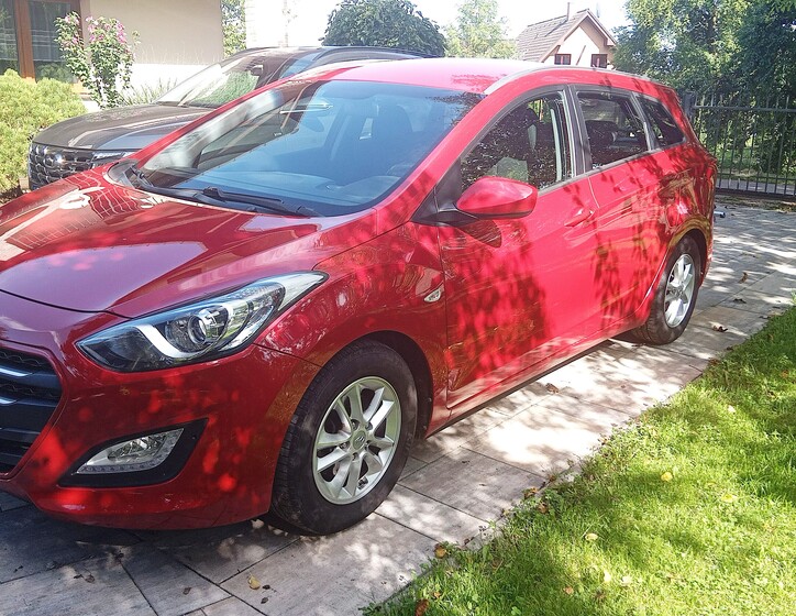 Hyundai i30 4