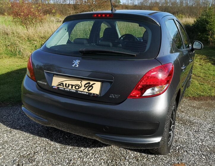 Peugeot 207 Hatchback 1,4 l 70 kw