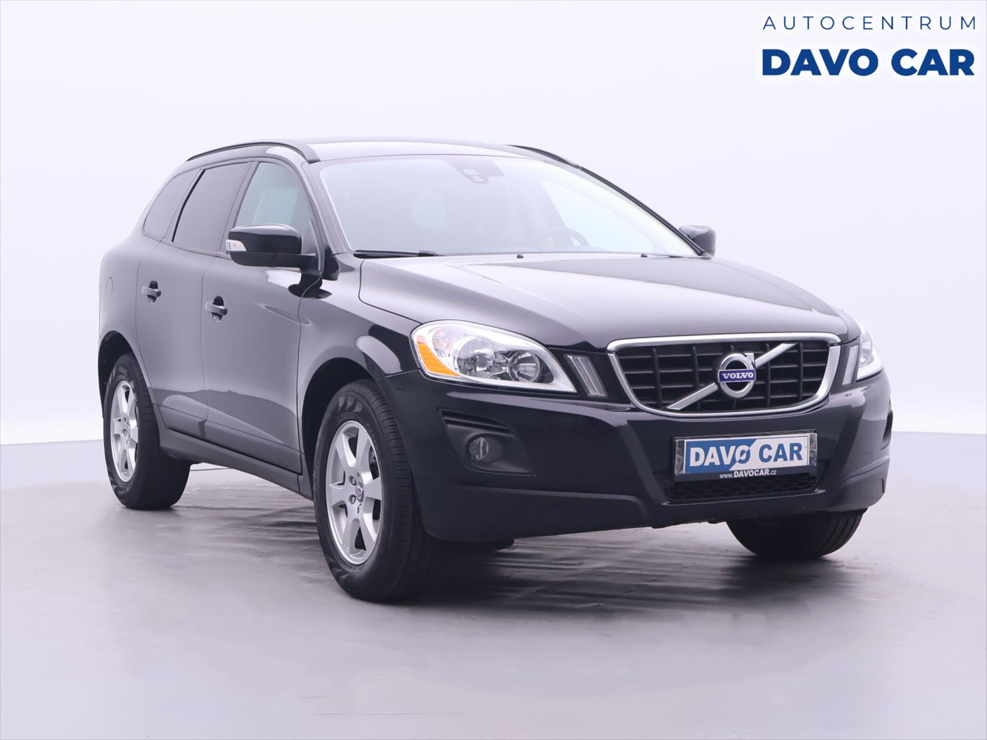 Volvo XC60 SUV / Terénní 2,4 l 120 kw