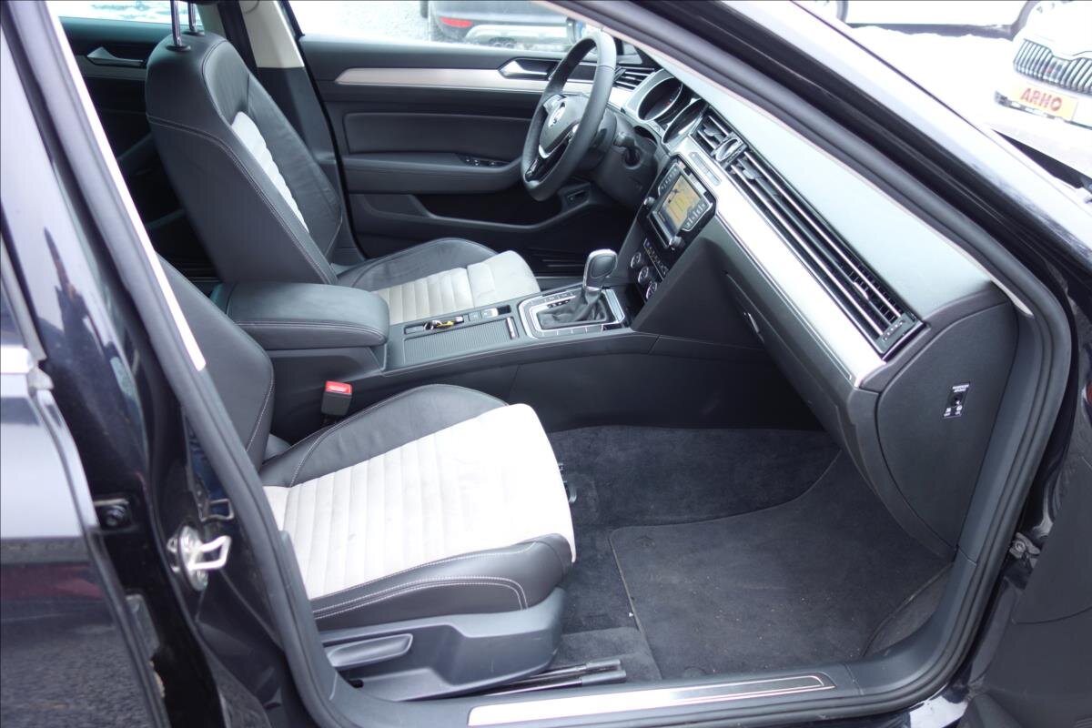 Volkswagen Passat Sedan 2,0 l 140 kw