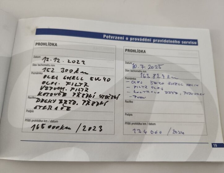 Hyundai Genesis Kupé 0,0 223 kw