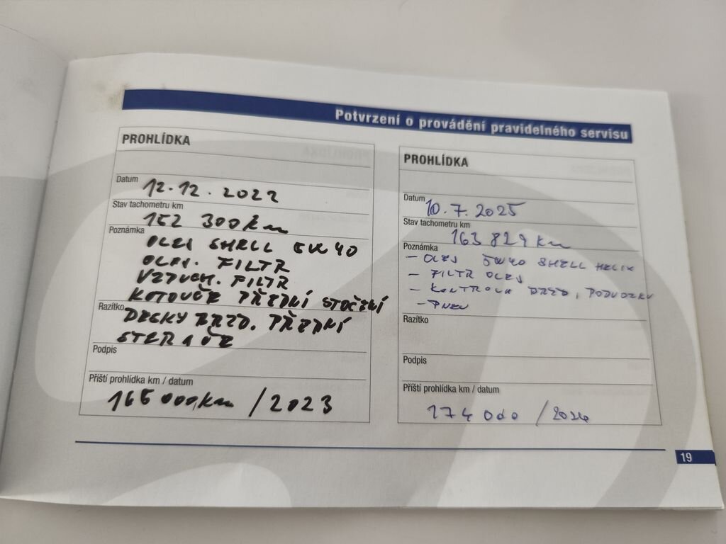 Hyundai Genesis Kupé 0,0 223 kw