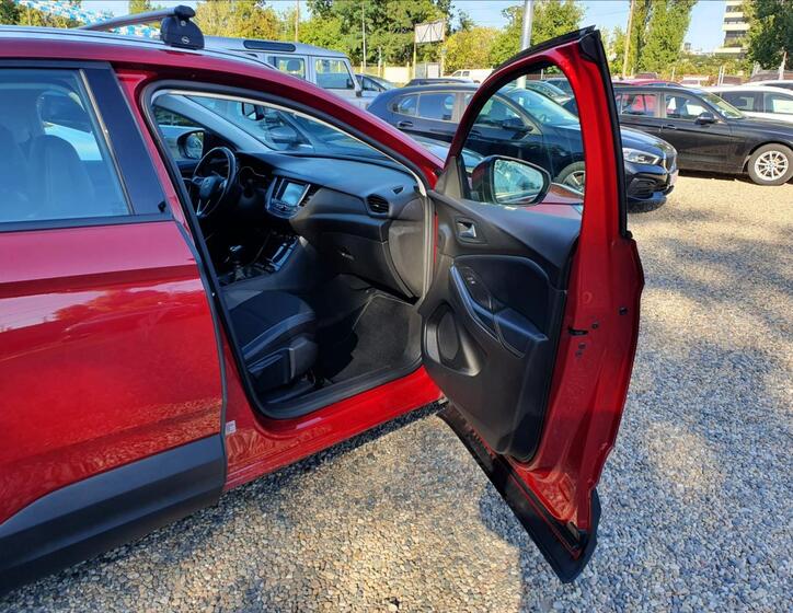 Opel Grandland X 10