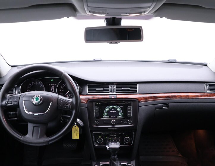 Škoda Superb Liftback 2,0 l 125 kw