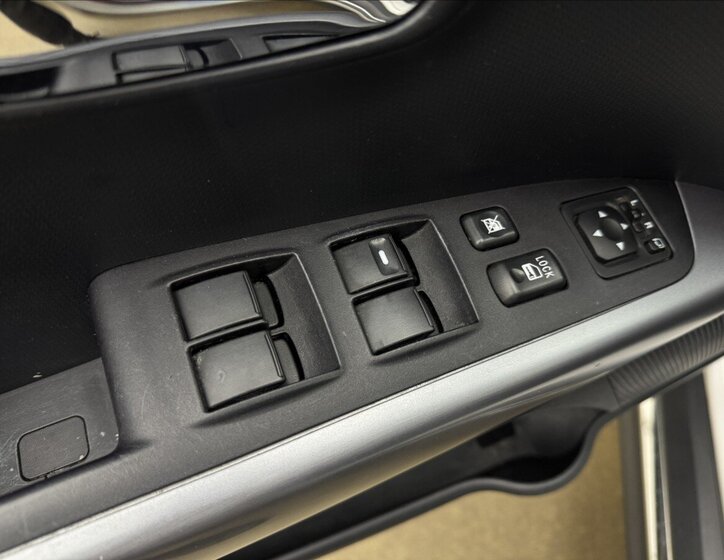 Mitsubishi Outlander SUV / Terénní 2,2 l 115 kw