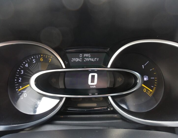 Renault Clio Hatchback 1,1 l 54 kw