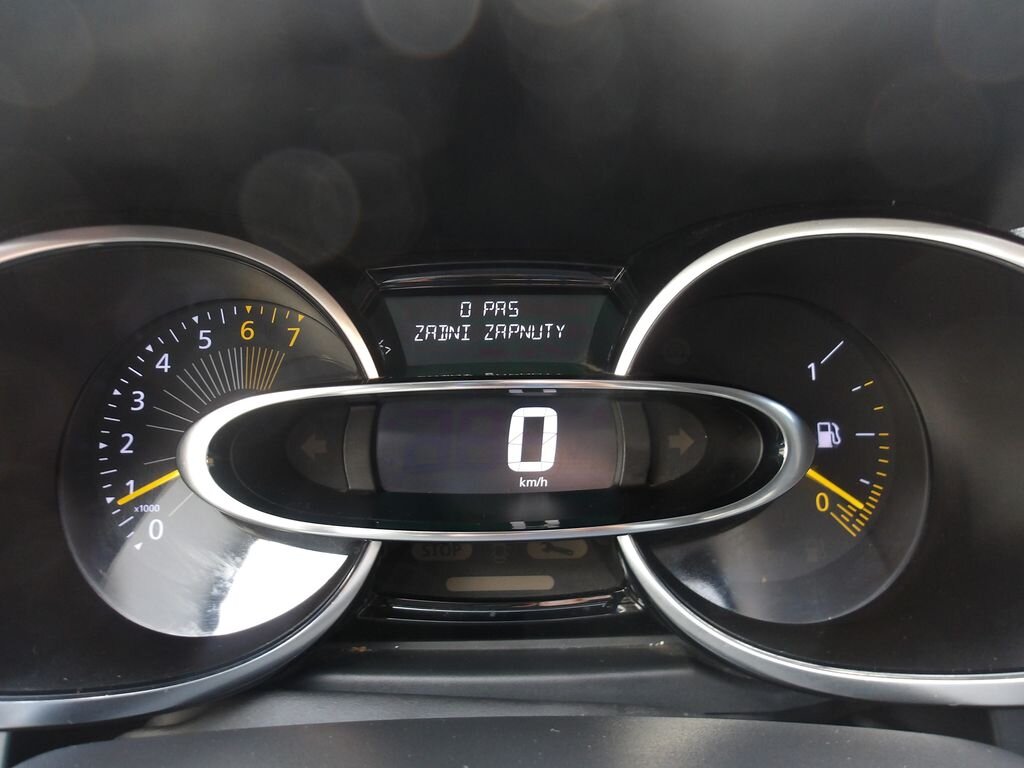 Renault Clio Hatchback 1,1 l 54 kw