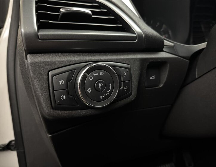 Ford Mondeo Kombi 2,0 l 110 kw