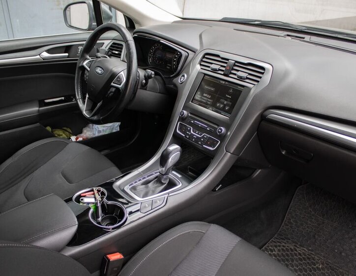 Ford Mondeo Kombi 2,0 l 132 kw