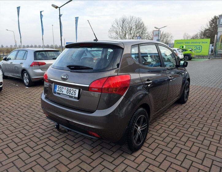 KIA Venga Hatchback 1,4 l 66 kw