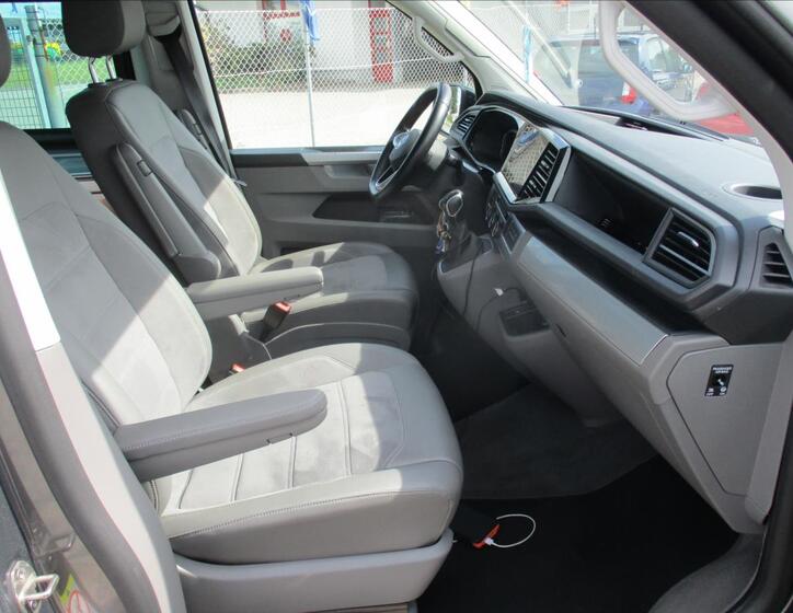 Volkswagen California 12