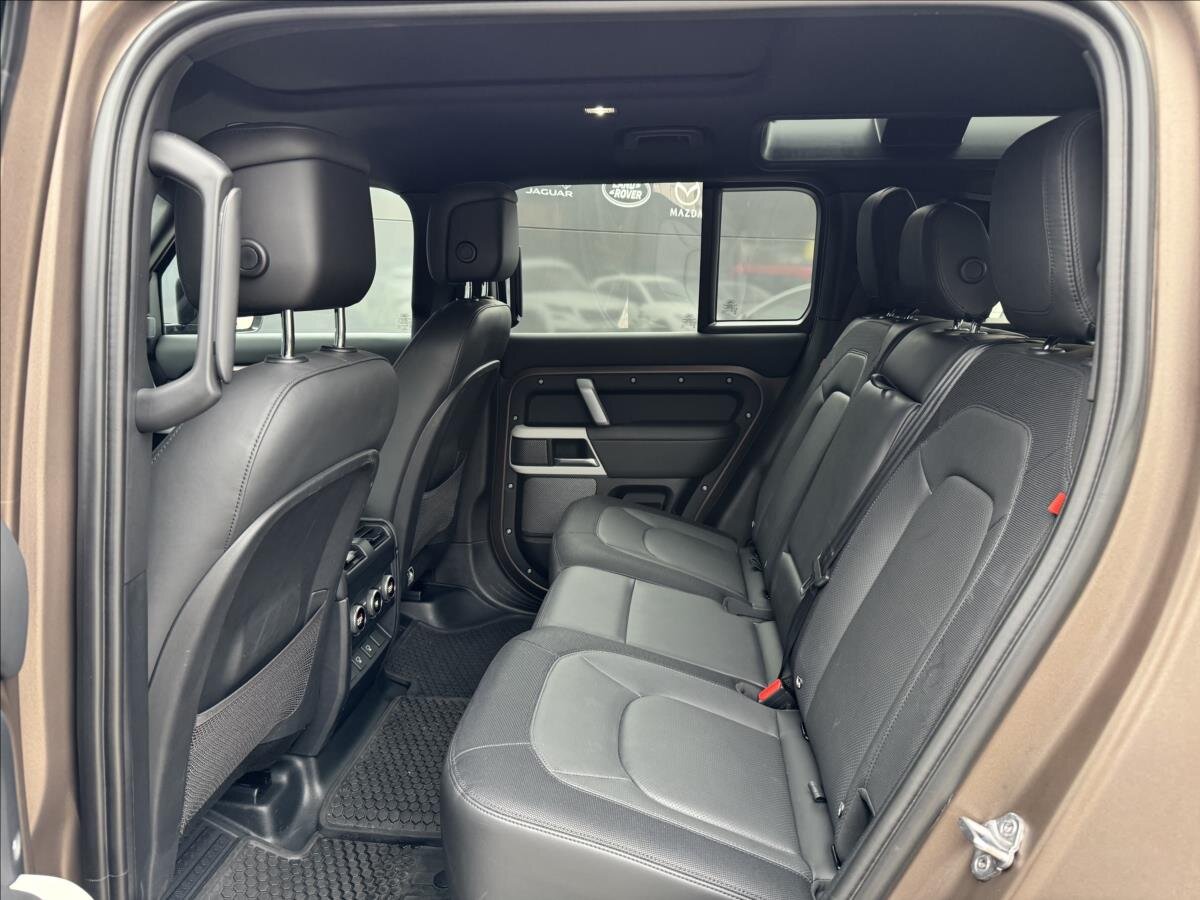 Land Rover Defender Ostatní 3,0 l 221 kw