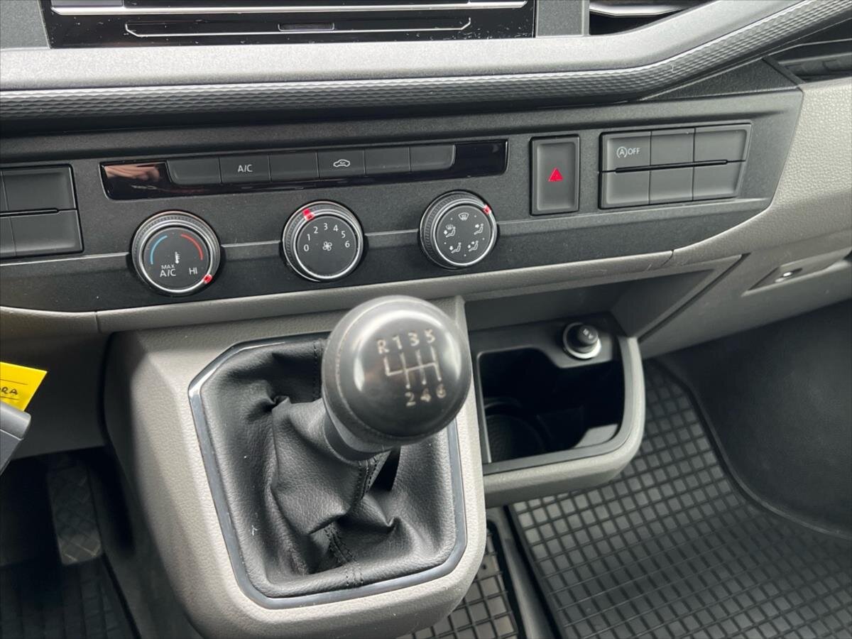 Volkswagen Transporter Skříň 2,0 l 110 kw