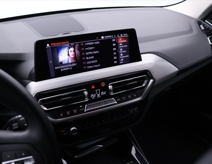 BMW X3 SUV / Terénní 2,0 l 140 kw