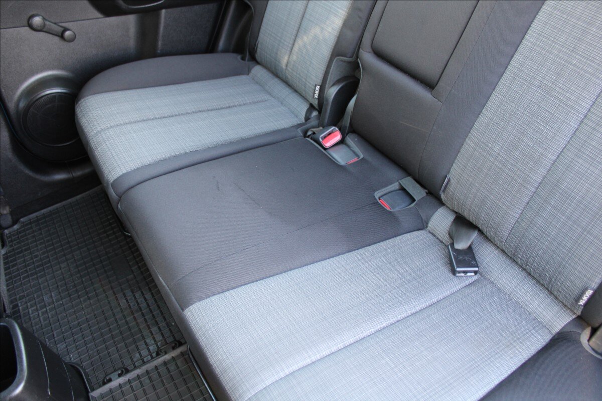 KIA Venga Hatchback 1,6 l 91 kw