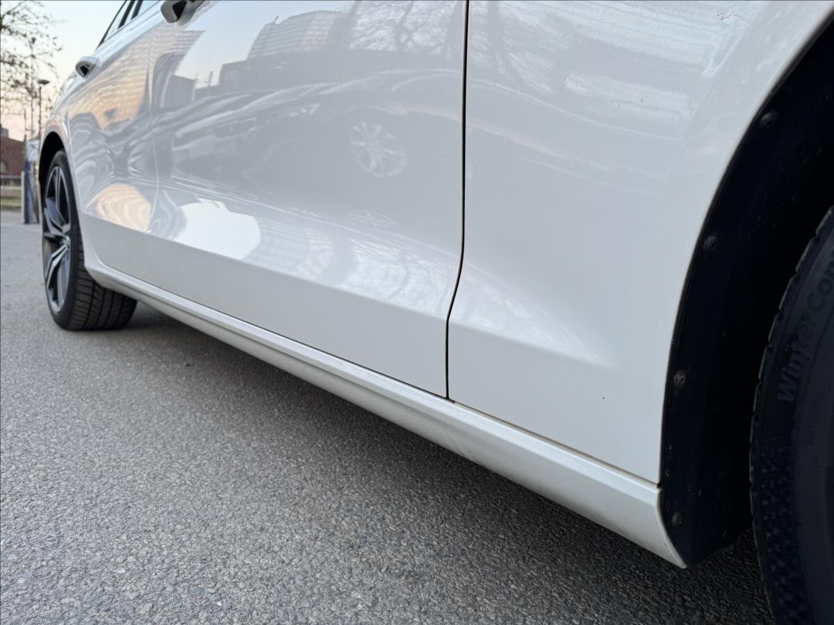 Volvo V60 Kombi 2,0 l 110 kw