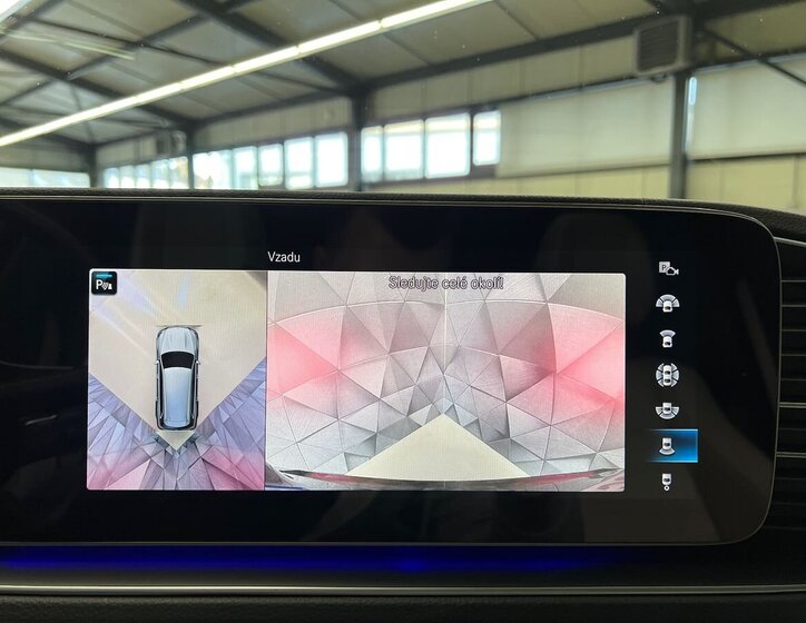 Mercedes-Benz GLS SUV / Terénní 4,0 l 360 kw