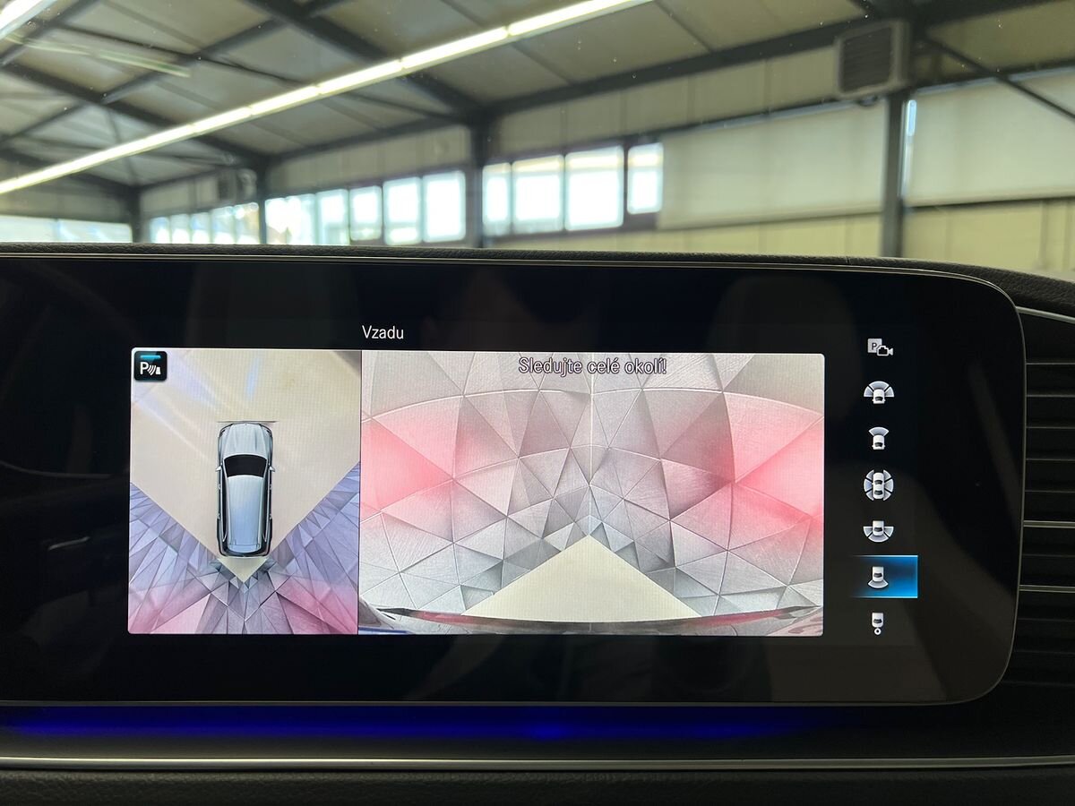 Mercedes-Benz GLS SUV / Terénní 4,0 l 360 kw