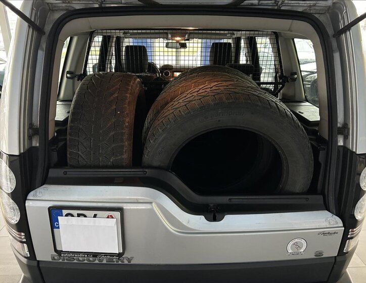 Land Rover Discovery 27