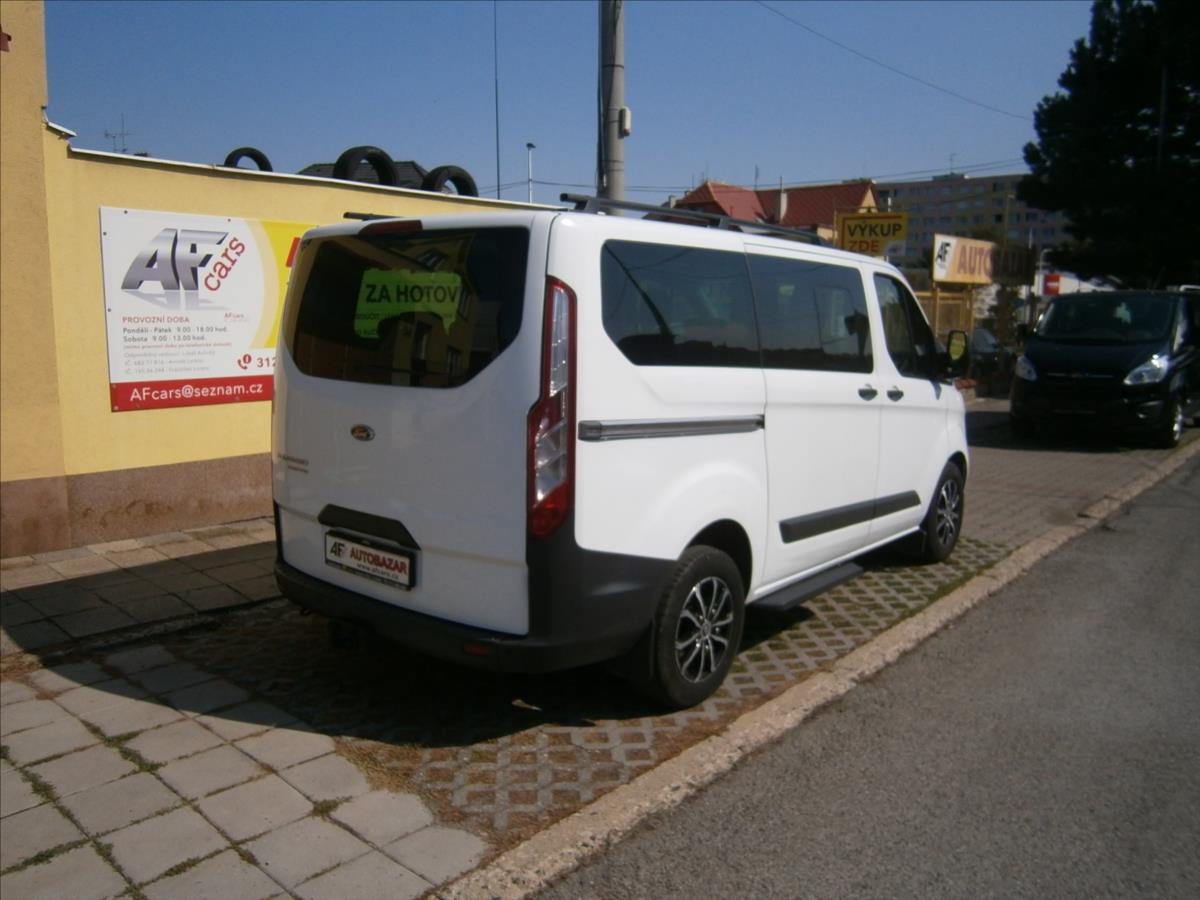 Ford Tourneo Custom