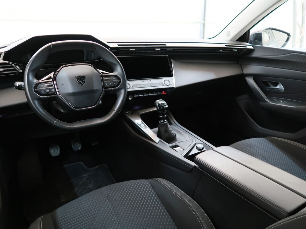 Peugeot 308 Kombi 1,5 l 96 kw