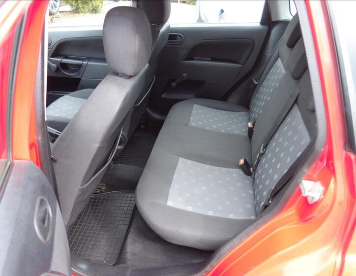 Ford Fiesta Hatchback 1,3 l 51 kw