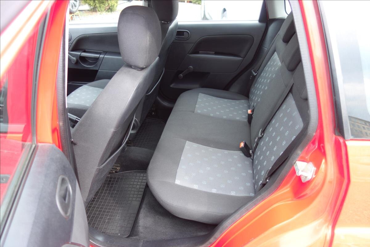 Ford Fiesta Hatchback 1,3 l 51 kw