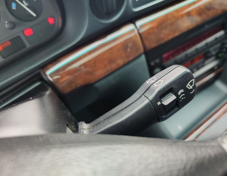 BMW Řada 7 Sedan / Limuzína 2,8 l 142 kw