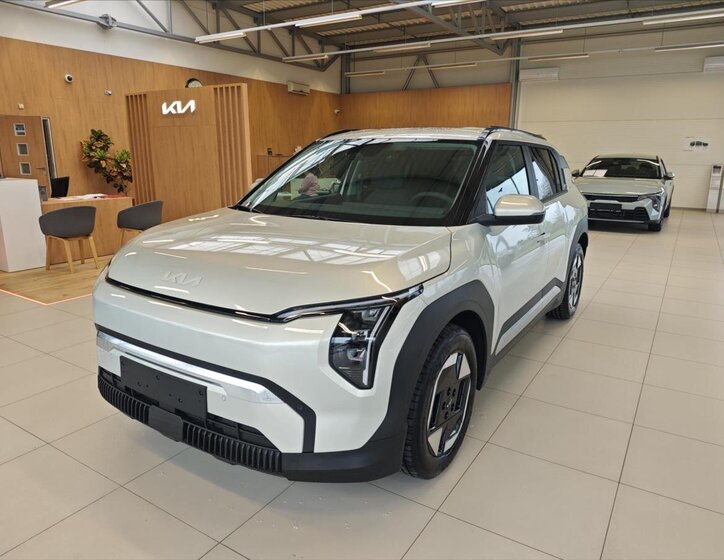 KIA EV3 SUV / Terénní 0,0 150 kw