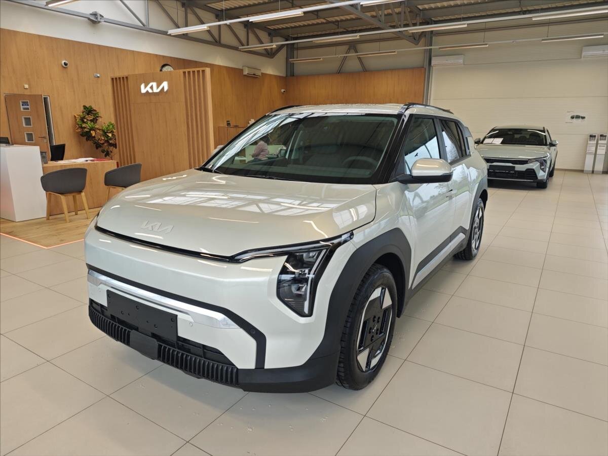 KIA EV3 SUV / Terénní 0,0 150 kw