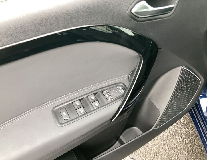 Mercedes-Benz Ostatní 24