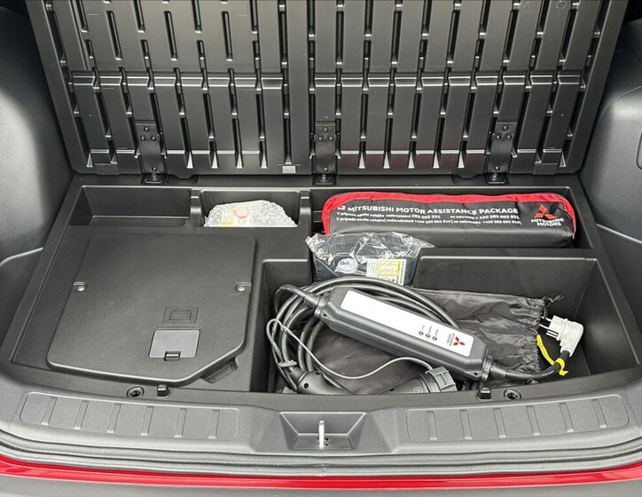 Mitsubishi Eclipse Cross Kombi 2,4 l 138 kw