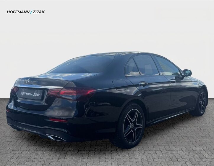 Mercedes-Benz Třídy E Sedan / Limuzína 2,0 l 143 kw