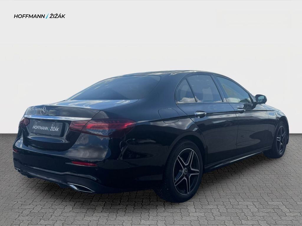 Mercedes-Benz Třídy E Sedan / Limuzína 2,0 l 143 kw