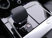 Land Rover Range Rover Velar SUV / Terénní 2,0 l 150 kw