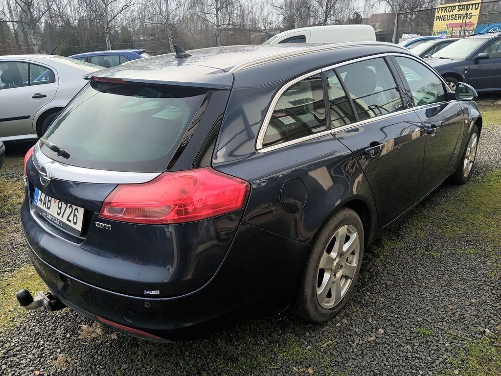 Opel Insignia Kombi 2,0 l 96 kw